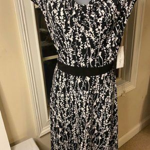 Laura Jeffries Black and white sleeveless dress NEW size 10